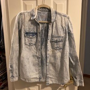 🌸4 for $20🌸GAP Acid wash shirt
